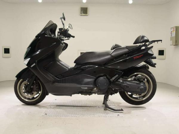 Макси скутер Yamaha T-MAX 500 Gen.2 рама SJ04J модификация Gen.2 спортивный гв 2006 пробег 15 т.км черный